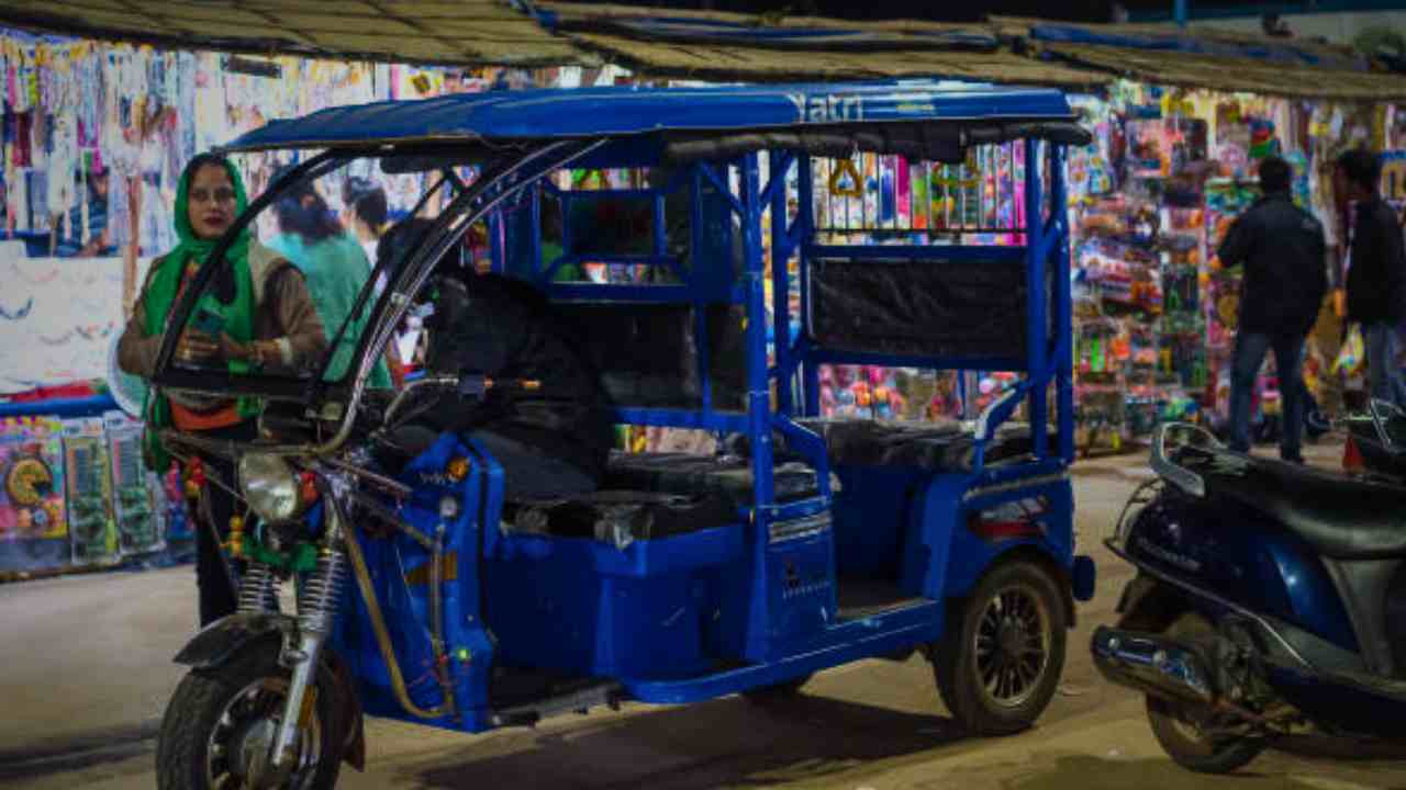 Toto drivers may lose their livelihood this time, 7000 Totos are being closed in Bengal